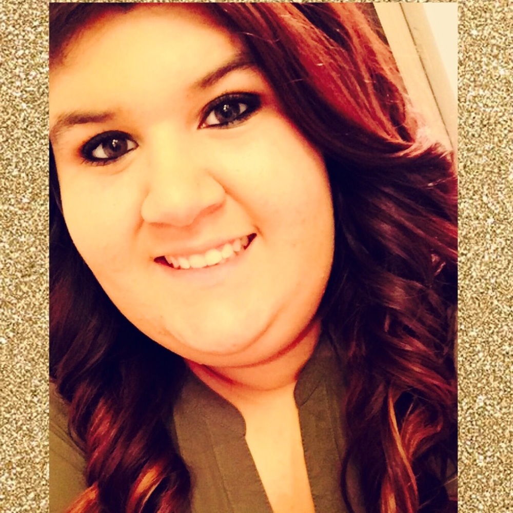 Meet your Posher, Cayla